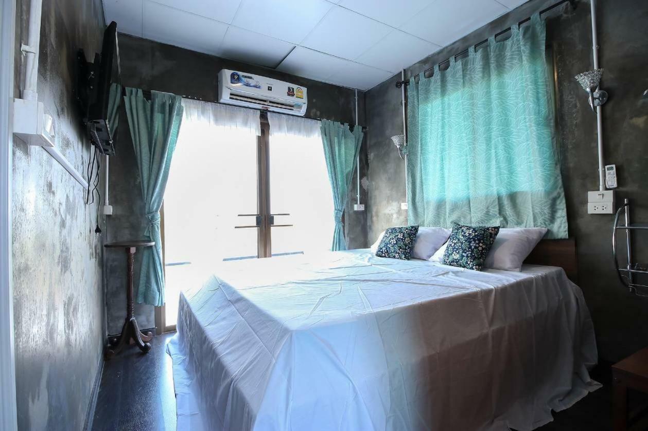 Falik Farm Stay Phra Nakhon Si Ayutthaya Luaran gambar