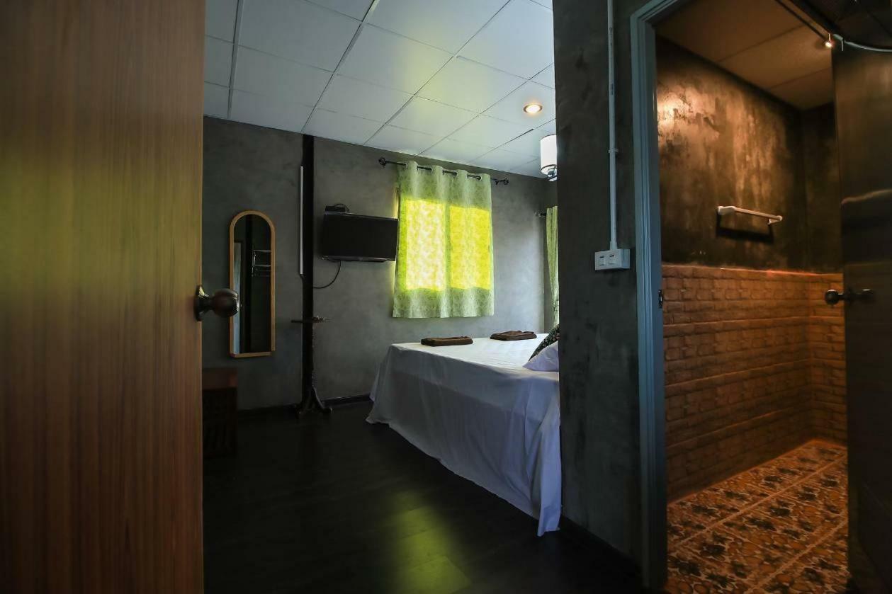 Falik Farm Stay Phra Nakhon Si Ayutthaya Luaran gambar